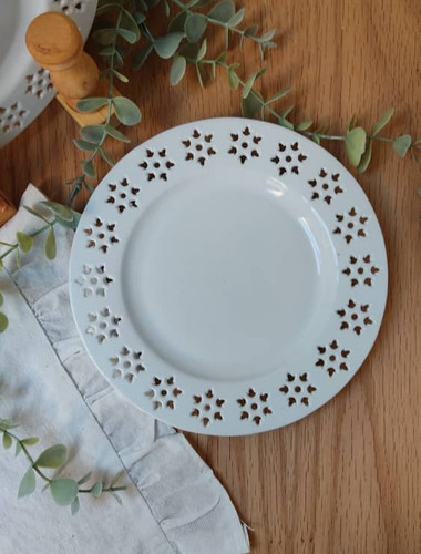 پیش دستی لبه گیپوری